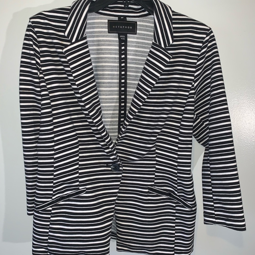 - Metaphor jacket 001